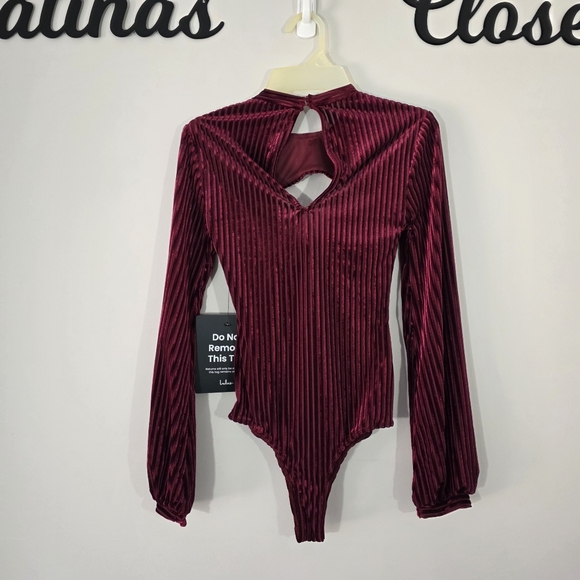 Lulu's Always Alluring Burgundy Striped Velvet Cutout Long Sleeve Top Sz XS NWT - Picture 8 of 12